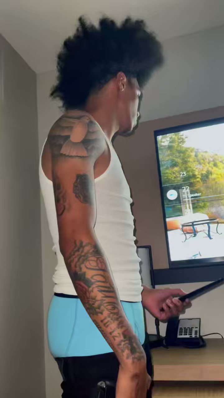 Hunna on Twitter "Who up with me? Let me kno 👀 https//t.co/PfUk8K1AnZ