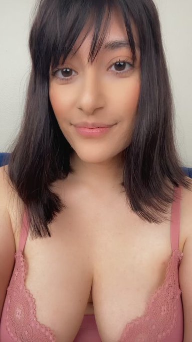 Wednesday film dayyyyy https://t.co/ybcQZPF6Ix