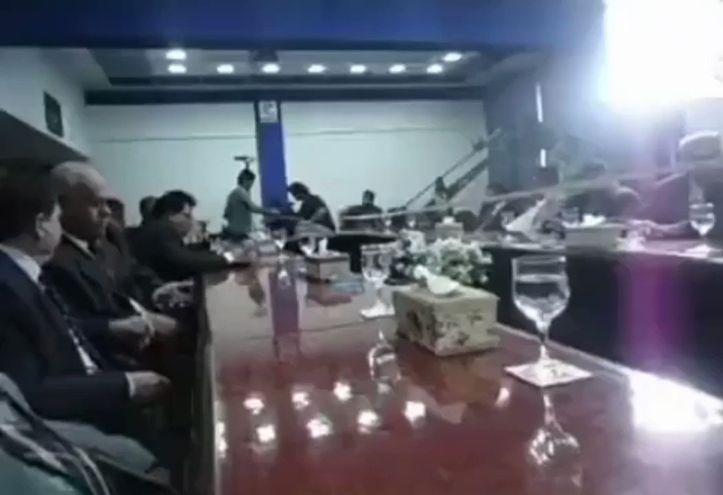 ابو حلا الناصري on Twitter: "جماعة الصدر كاعد يسوون فلم عن مقتل والد