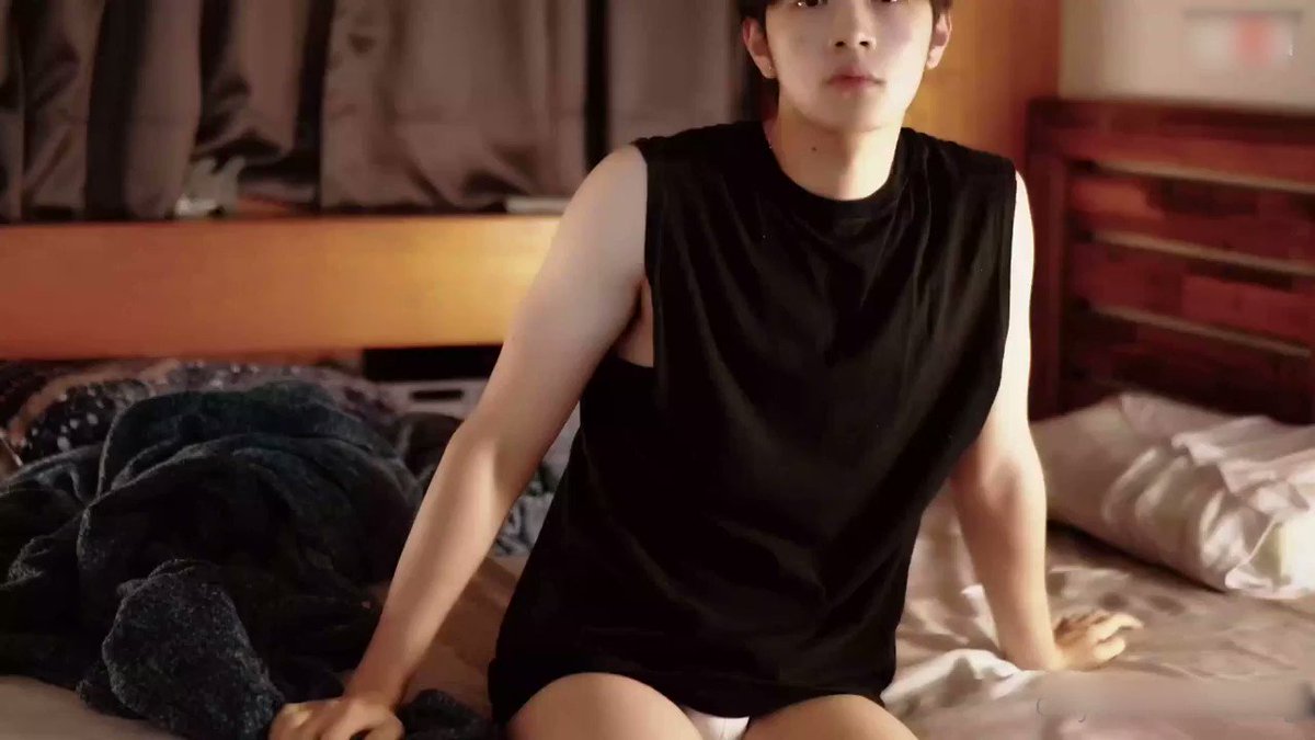 sotwe.ASIAN.GAY-AI帅哥换脸裸照 
