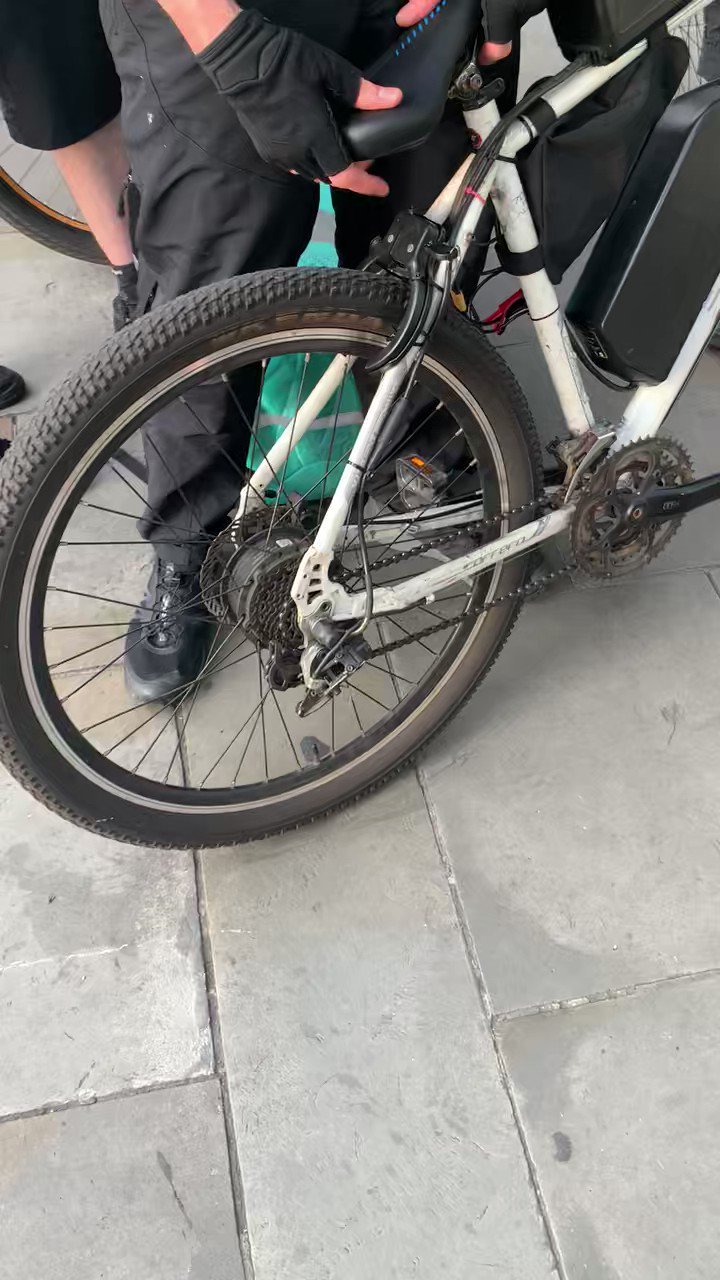 is it illegal to cycle on footpaths