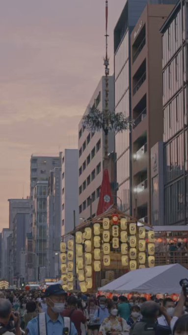 67%OFF!】【67%OFF!】よしもと祇園花月チケット ごきげん!グミ食べ放題ツアー 芸能 よしもと祇園花月チケット ごきげん!グミ食べ放題ツアー8月21日