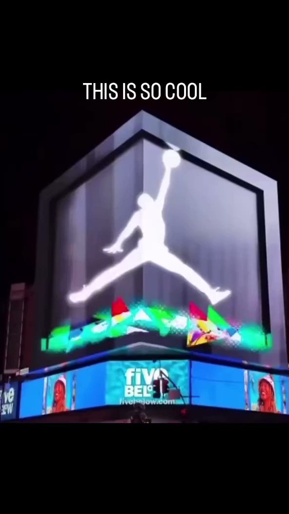 RT @BigBallerAnnie_: How did i NEVER see this spiderverse x nike ad its SO GOOD??? https://t.co/yR5qQ02xYq