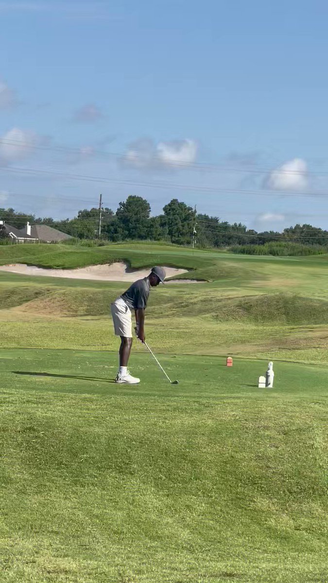 Last week was wild! Started the @STPGAJuniorGolf tournament at Houston National GC, but only got in 10 holes due to weather. Made pars on both of these holes! 
@GolfGrizzlies 
@grandoaksath 
#golfislife https://t.co/hYcIwRH5Xt