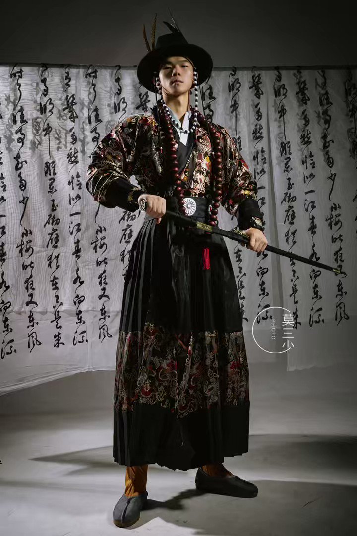 喝醉捡尸内射    