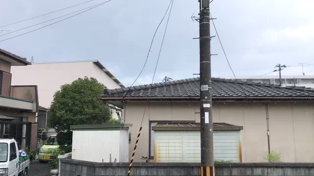 通り雷雨 - অনুসন্ধান / X