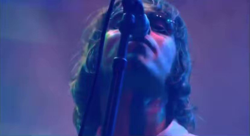 Oasis Archives on Twitter: "One of the very best version of I Am the