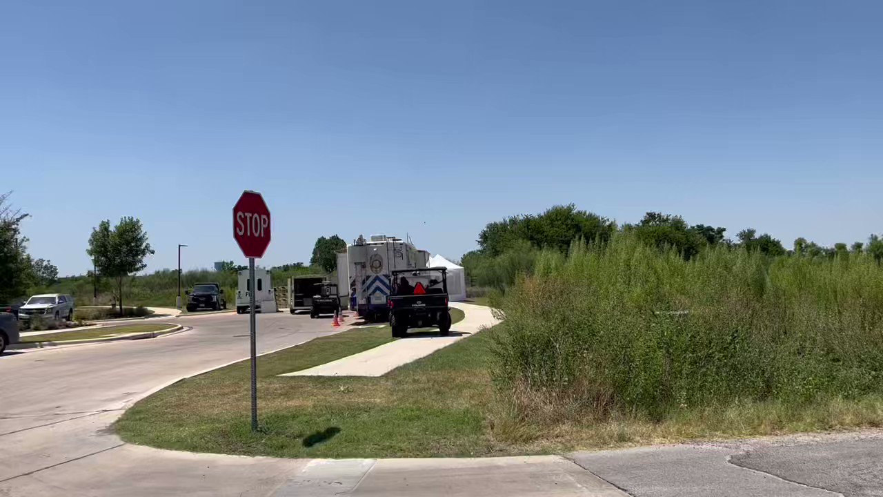 Ford Sanders KVUE on Twitter "BREAKING Law enforcement, including the