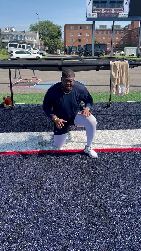 The O Line Lab On Twitter 6 8 360lbs Driving Off The Ground Angry the-o-line-lab-on-twitter-6-8-360lbs-driving-off-the-ground-angry