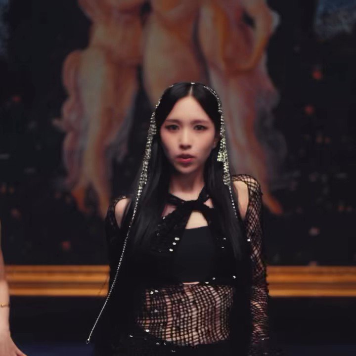 8's fav bitch on Twitter "SHE 'S SO BABYGIRL!!!!, YOU KNOW WHAT I MEAN