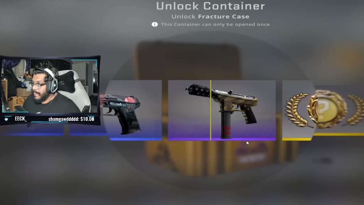 Counter-Strike 2 breaks various CSGO skins, stickers and knives in limited  test beta - Dexerto