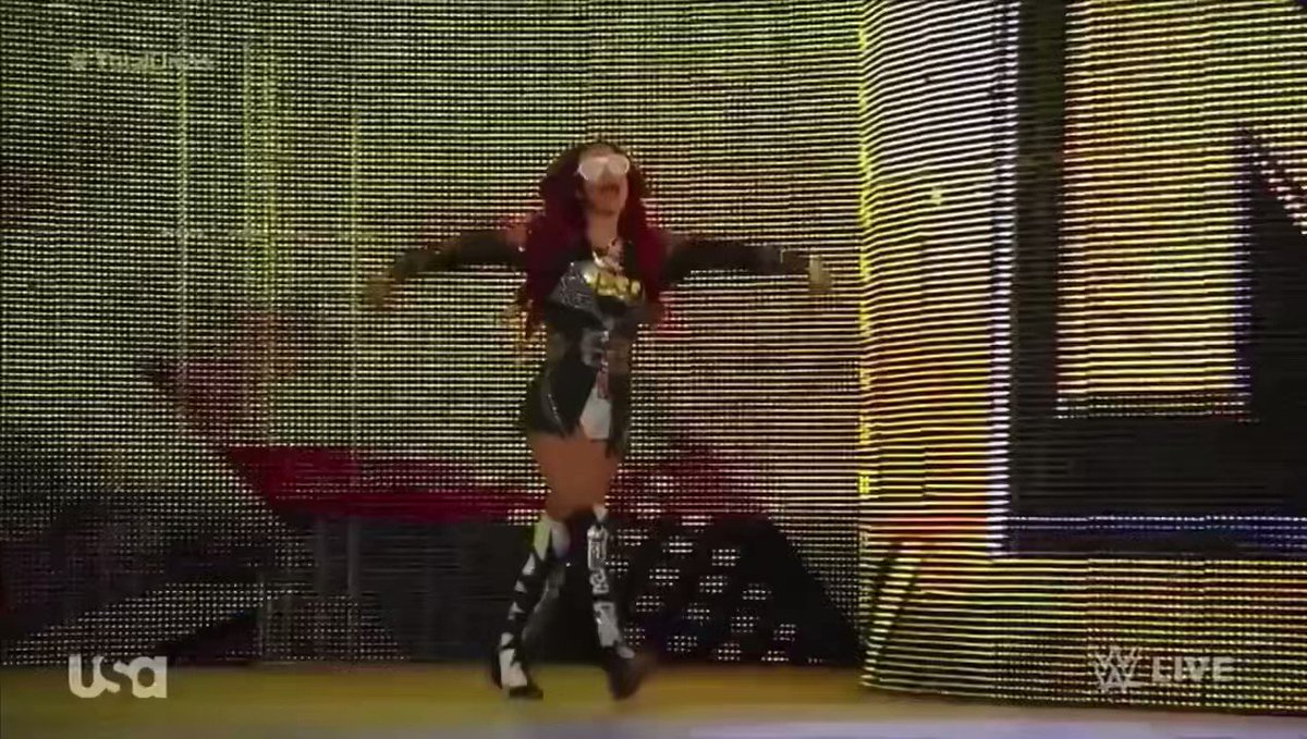 RT @perctrin: 8 years ago Sasha Banks ended the divas era for good https://t.co/ddtXcBvVuH