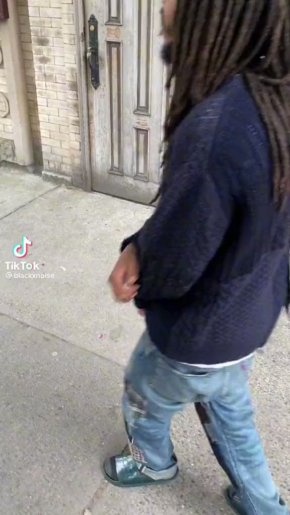 nab on Twitter "me walking back to my friends after throwing up 4