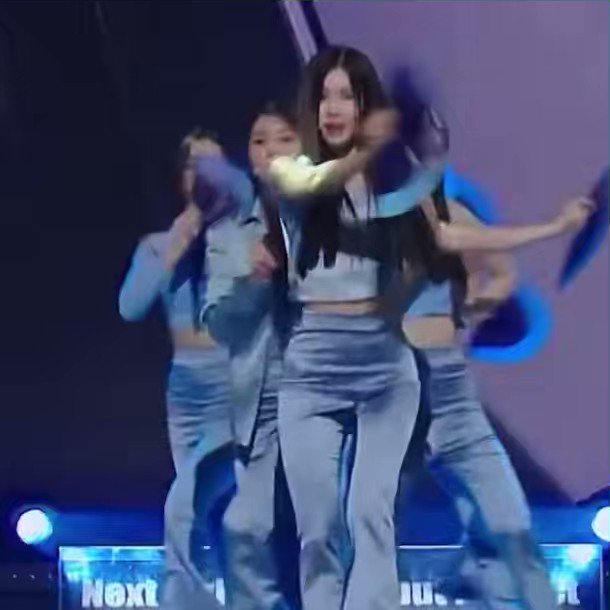 RU zal? on Twitter: "4 walls jiwoo will be the death of me I probably ...