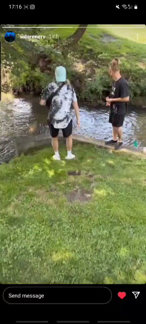 scott and tyler found one of skaggs chickens https://t.co/TXwJIN7Jug