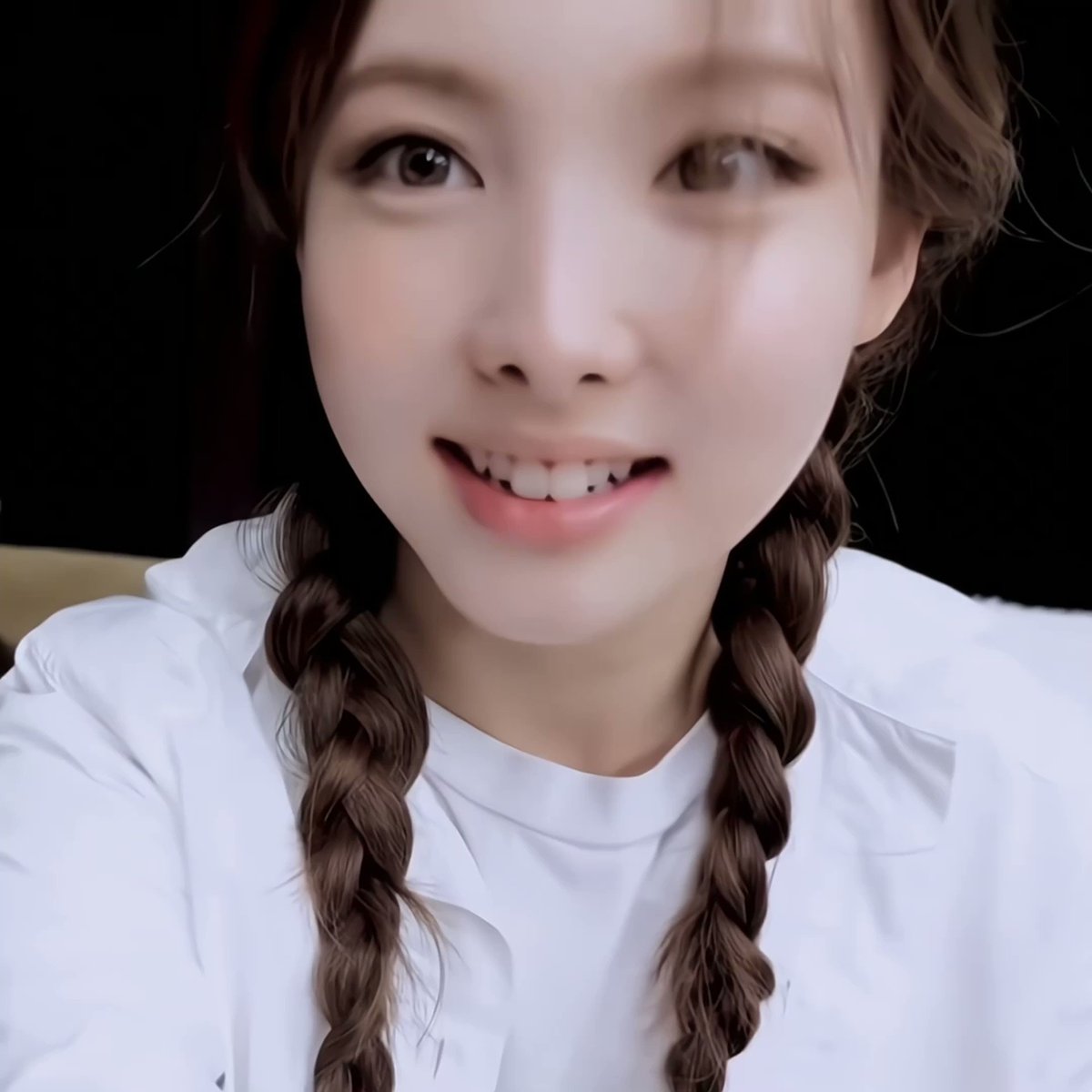  NYAEON On Twitter RT inystills Lovin nayeon Right Seven Days