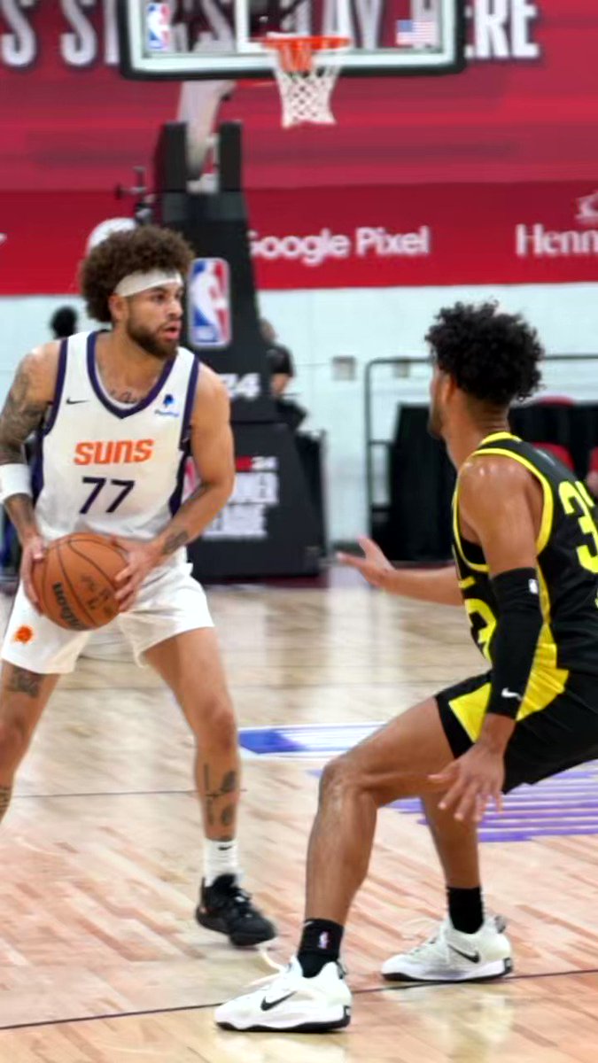 RT @NBASummerLeague: Hale showin’ off his midrange jumper.
#NBA2KSummerLeague | @Suns https://t.co/D7FkNd8Ild