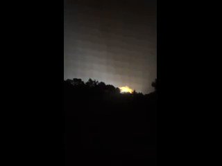 Jesus, it’s not aliens or whatever.

This is what it’s like when a even a small piece of equipment in a small substation fails.

Controlling device goes phase-phase-phase internally, things go plasmic. Looks like Chernobyl, without the aliens/radiation/interdimensional portals. https://t.co/KwyFHQazLc https://t.co/i6Ongc1p0e