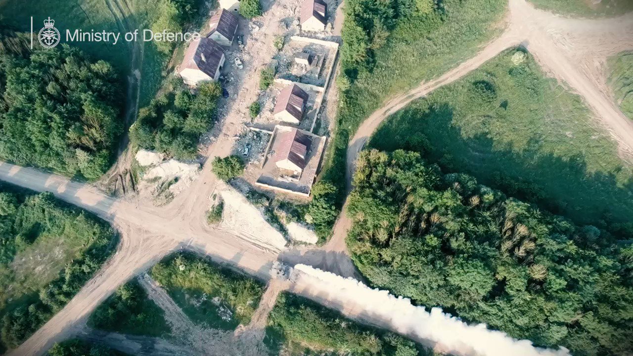 [情報] 1.8萬名烏克蘭士兵已在英國受訓完畢