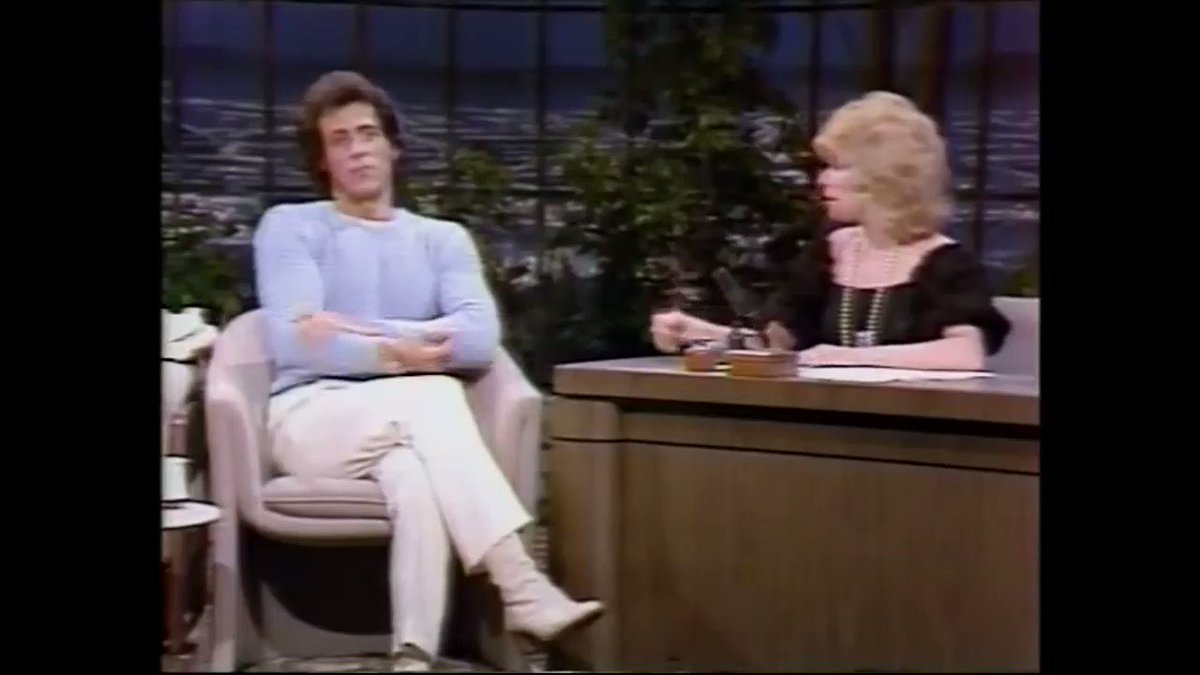 RT @ATRightMovies: JOHN TRAVOLTA gives SLY STALLONE a big surprise on The Tonight Show in 1983. https://t.co/iXrTYLsTy0
