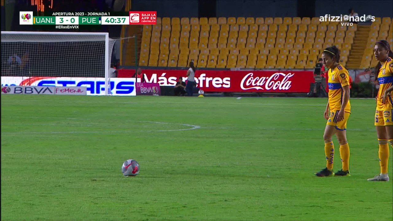 ¡¡¡G⚽⚽⚽L!!!

La zurda mágica. 🪄
🎩 Lizbeth Ovalle de tiro libre colocó el balón en las redes.

#VamosPorEllas👊🏼 | 📹#NoTeLoPierdas”