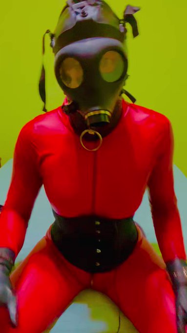 Frontera early on totally covered in latex... It will be a good rubber day! https://t.co/w4GoZQg82u<a href="/tag/latex"class="tags"><span>#latex</span></a><a href="/tag/slave"class="tags"><span>#slave</span></a>