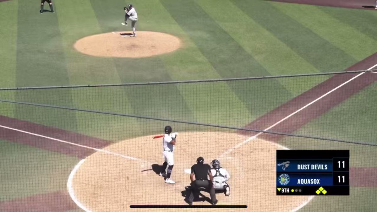 Depressed Mariners Fan on Twitter "Gabriel Gonzalez’s SECOND walkoff