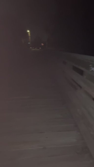 Getting railed from behind on a bridge on a trail next to a cemetery! 😏😮&zwj;💨😍😈 Got too exited and filled