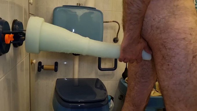 Trying to destroy my ass as much as possible with @JohnThomasToys #donkeydong  This beast is insane!<a href="/tag/donkeydong"class="tags"><span>#donkeydong</span></a>