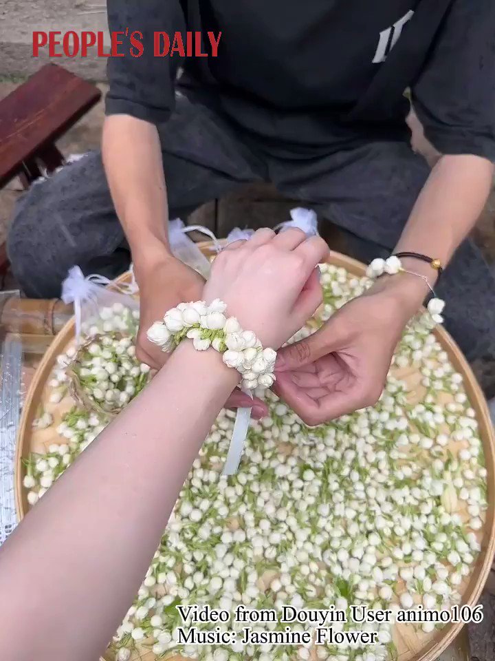 Jasmine cheap flower bracelet