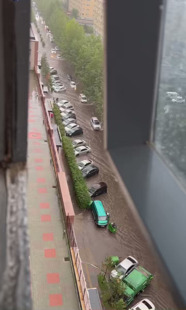 Наяа on Twitter: "Хүннү хороолол хавь ийм байна гэнэ шүү нэг юм ...