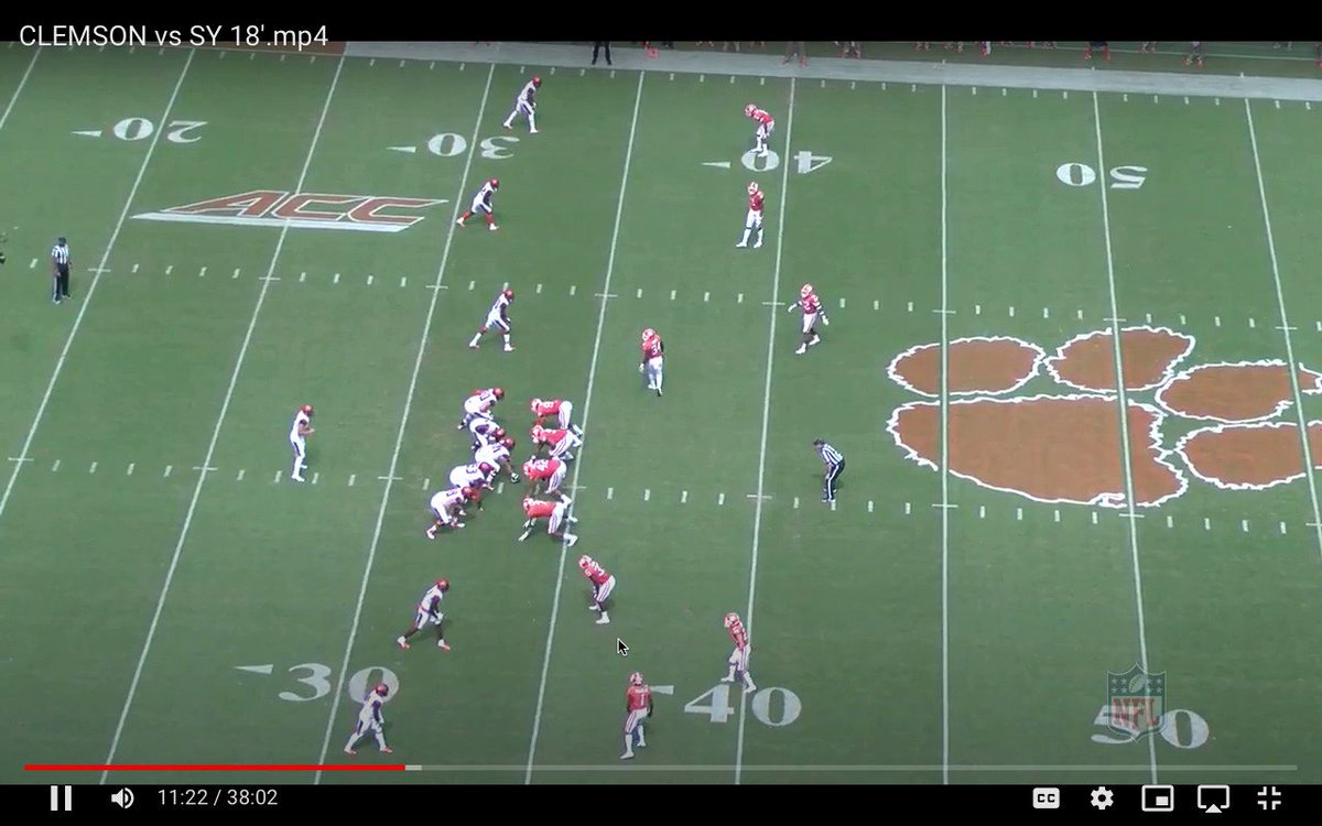 Clemson 18 running cover 0 with  6 man pressure vs empty with 5 blockers. D line engage the offensive line then drop into coverage. Both edge rushers come clean & the excellent coverage downfield forces the scramble and incomplete
Bring pressure vs Empty!
https://t.co/5HnmbId8Ai https://t.co/duihCuuRJi