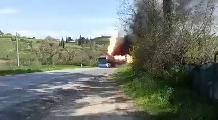 RT @Colt_45_Outlaw: Electric bus catches fire… https://t.co/03MF5TBawI