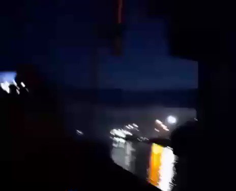 Footage recorded from #Romania shows new #Iran-provided drones used for the first time to attack the port of #Reni on the border with Romania. https://t.co/oiDG1xaS0D
