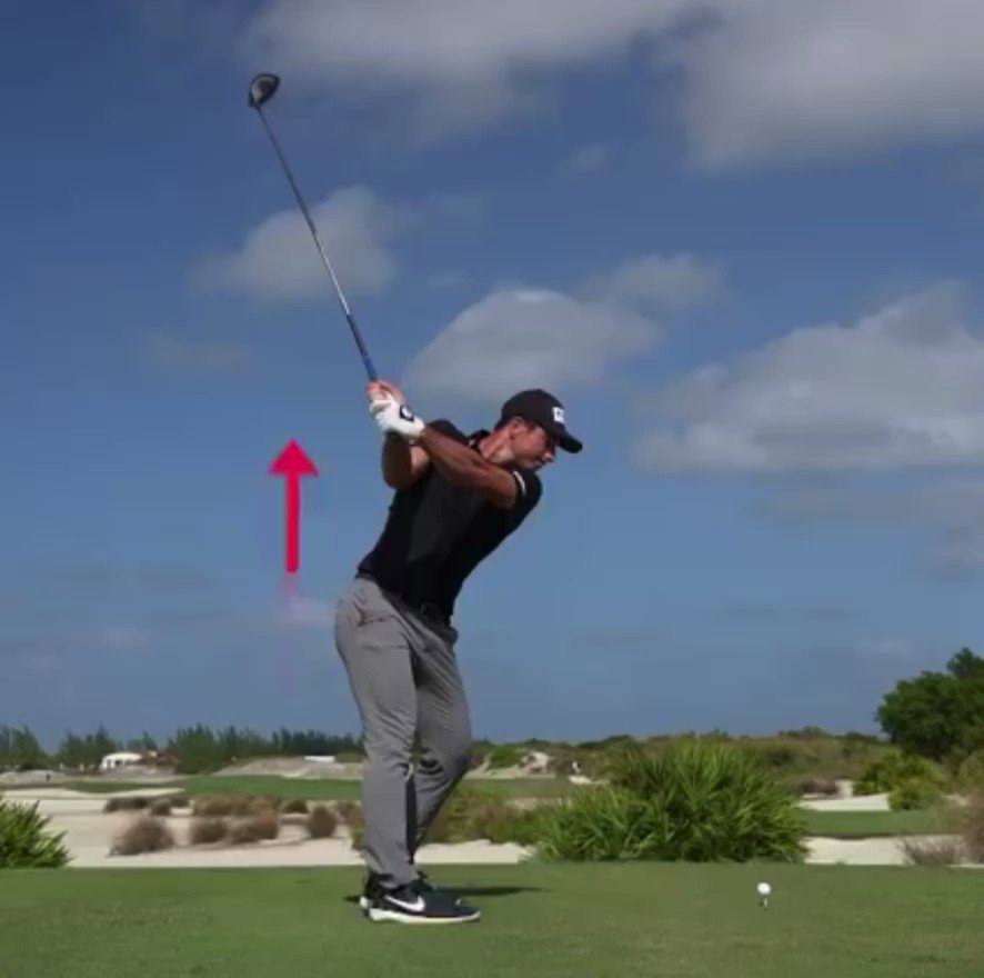 Swinging “Over the Top” from the inside is the easiest way to hit solid golf shot! Just watch Victor Hovland, Brooks Koepka, Matt Fitzpatrick, Tom Hoge, Scottie Scheffler, or Kyle Berkshire. Stop dropping it in transition!!! #MiracleSwing https://t.co/c5KUXPHAzJ