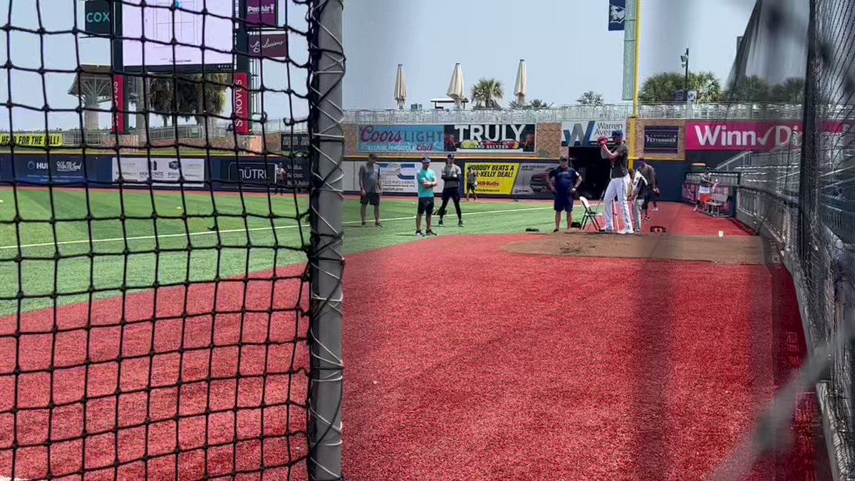 .@Marlins rookie star Eury Perez returns tonight for limited appearance @BlueWahoosBBall vs @mbraves. He had 3 bullpen sessions last week in Pensacola, including this one. https://t.co/ry6u3T4Im6