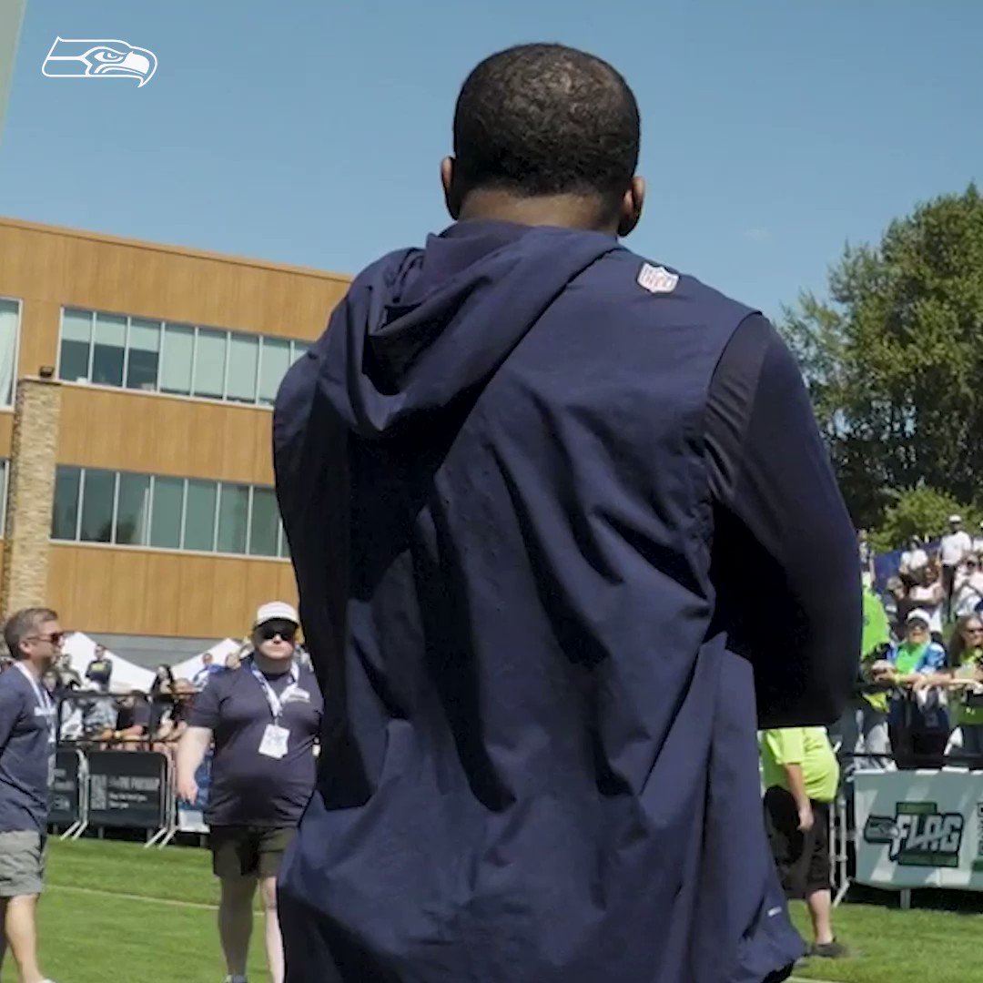RT @Seahawks: A message to the @12s from @Bwagz. https://t.co/ZGXT1soxkB