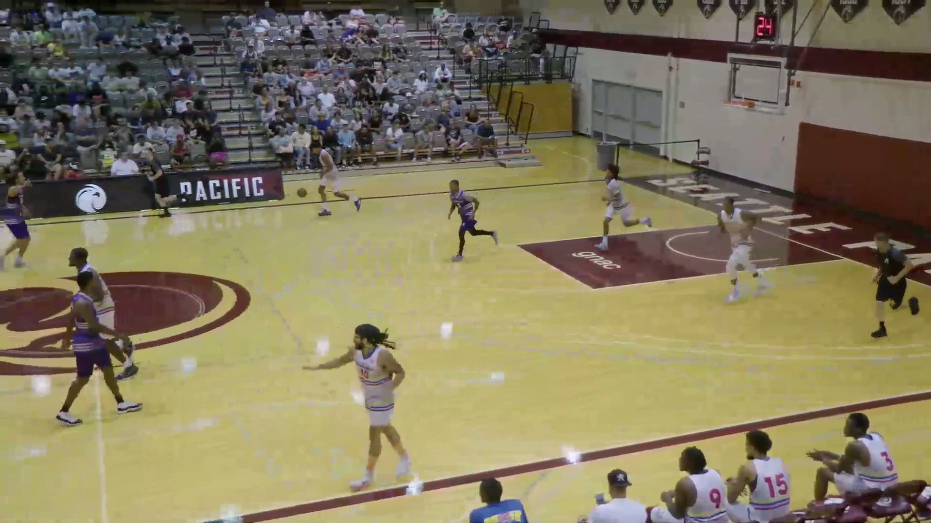 [花邊] MarJon Beauchamp 在業餘聯賽砍下83分