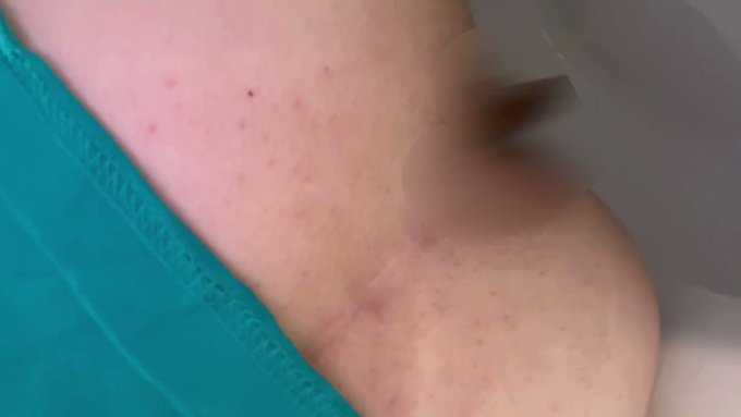 ポルノハブやファンサイトではアップできないジャンルの動画や生々しい系の物販始めました。 ご興味ある方DMお待ちしております。 リクエストもお待ちしております。 #物販 #裏アカ女子  #動画販売 #動画売り子<a href="/tag/%E7%89%A9%E8%B2%A9"class="tags">#物販</a><a href="/tag/%E8%A3%8F%E3%82%A2%E3%82%AB%E5%A5%B3%E5%AD%90"class="tags"><span>#裏アカ女子</span></a><a href="/tag/%E8%A3%8F%E3%82%A2%E3%82%AB"class="tags"><span>#裏アカ</span></a><a href="/tag/%E8%A3%8F%E3%82%A2%E3%82%AB%E7%94%B7%E5%AD%90"class="tags"><span>#裏アカ男子</span></a><a href="/tag/%E5%8B%95%E7%94%BB%E8%B2%A9%E5%A3%B2"class="tags"><span>#動画販売</span></a><a href="/tag/%E5%A3%B2%E3%82%8A%E5%AD%90"class="tags"><span>#売り子</span></a><a href="/tag/%E5%8B%95%E7%94%BB%E5%A3%B2%E3%82%8A%E3%81%BE%E3%81%99"class="tags"><span>#動画売ります</span></a><a href="/tag/%E5%8B%95%E7%94%BB%E5%A3%B2%E3%82%8A%E5%AD%90"class="tags"><span>#動画売り子</span></a>