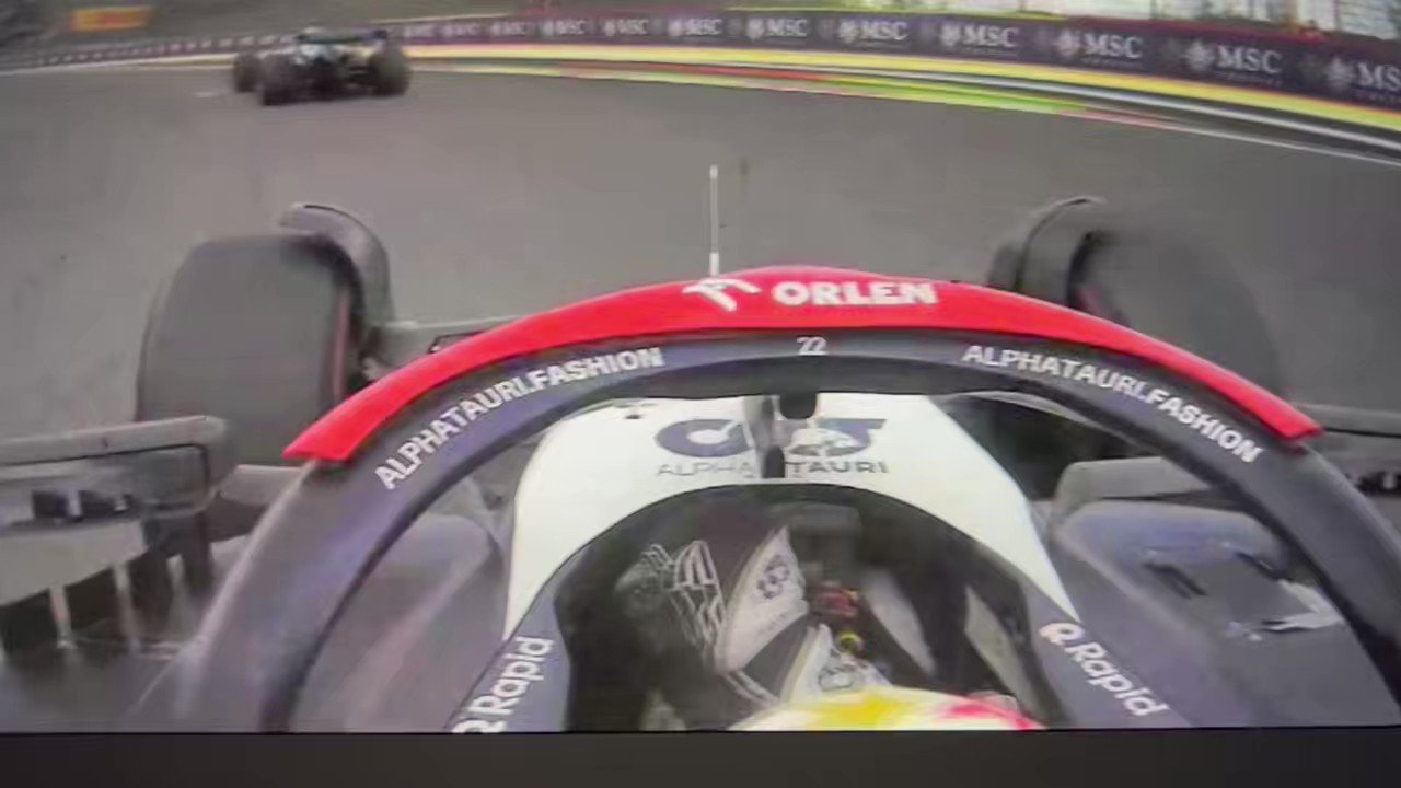 もうないよ!!レッドブルF1チームが使っていたクルー用と同じタイプ