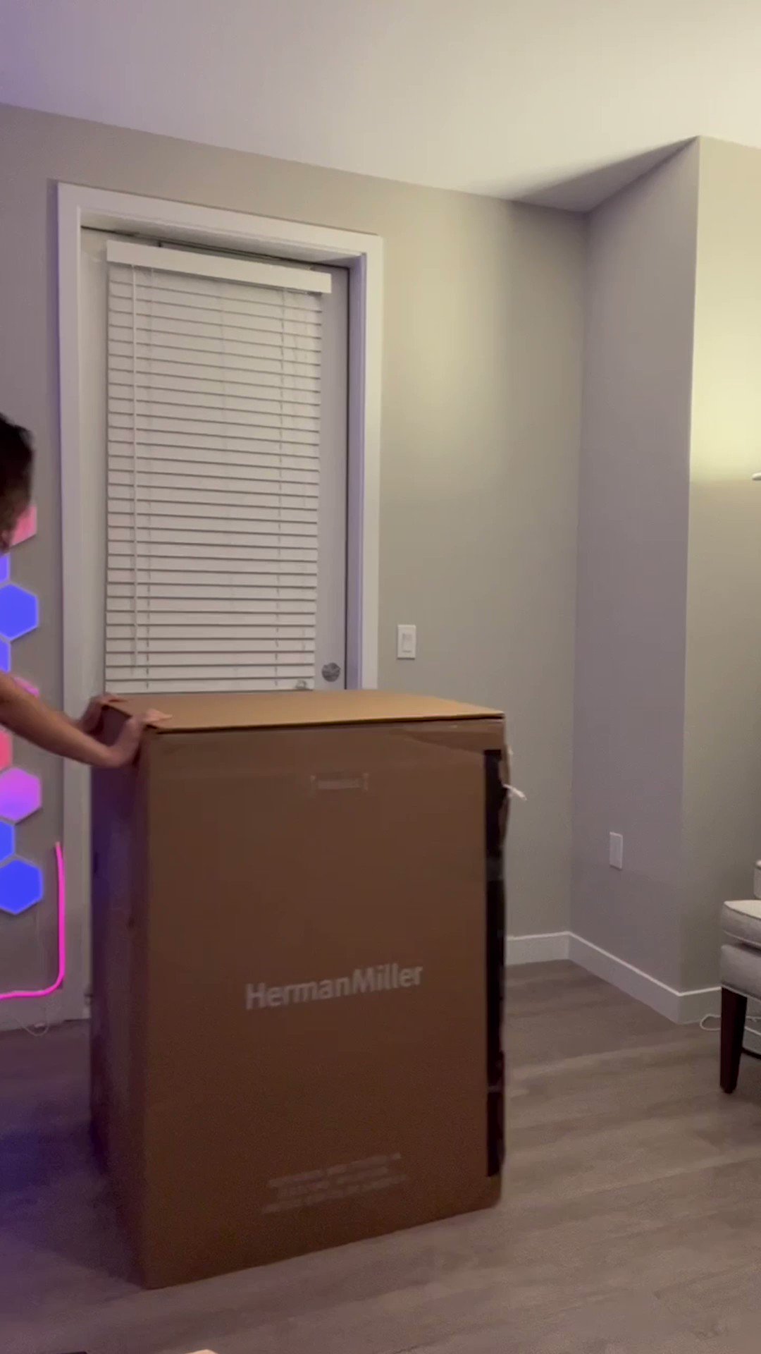 LovelyLo on X: Thank you @HMGaming for hooking me up with an Aeron Gaming  Chair!! For more info: t.coCCR1lWDWex #ad t.coXxI1ManLTc   X