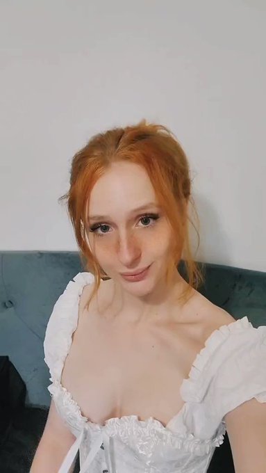 Watch me count down from 5 with my mouth closed 😏 https://t.co/YvkTnng7K9