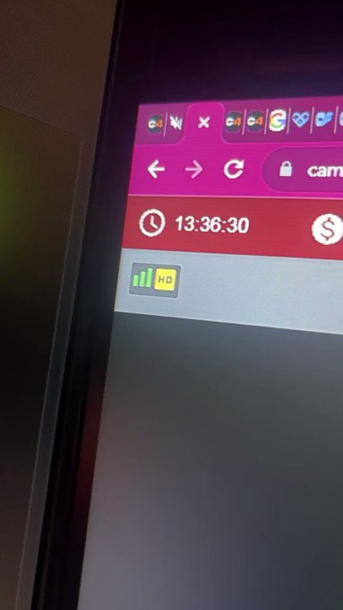 He estado casi 14 horas en directo😎  I was broadcasting almost 14 hours😎 https://t.co/ItVucYicE0