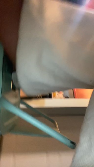 can you keep a secret? 🤫 https://t.co/2FARozyPnz