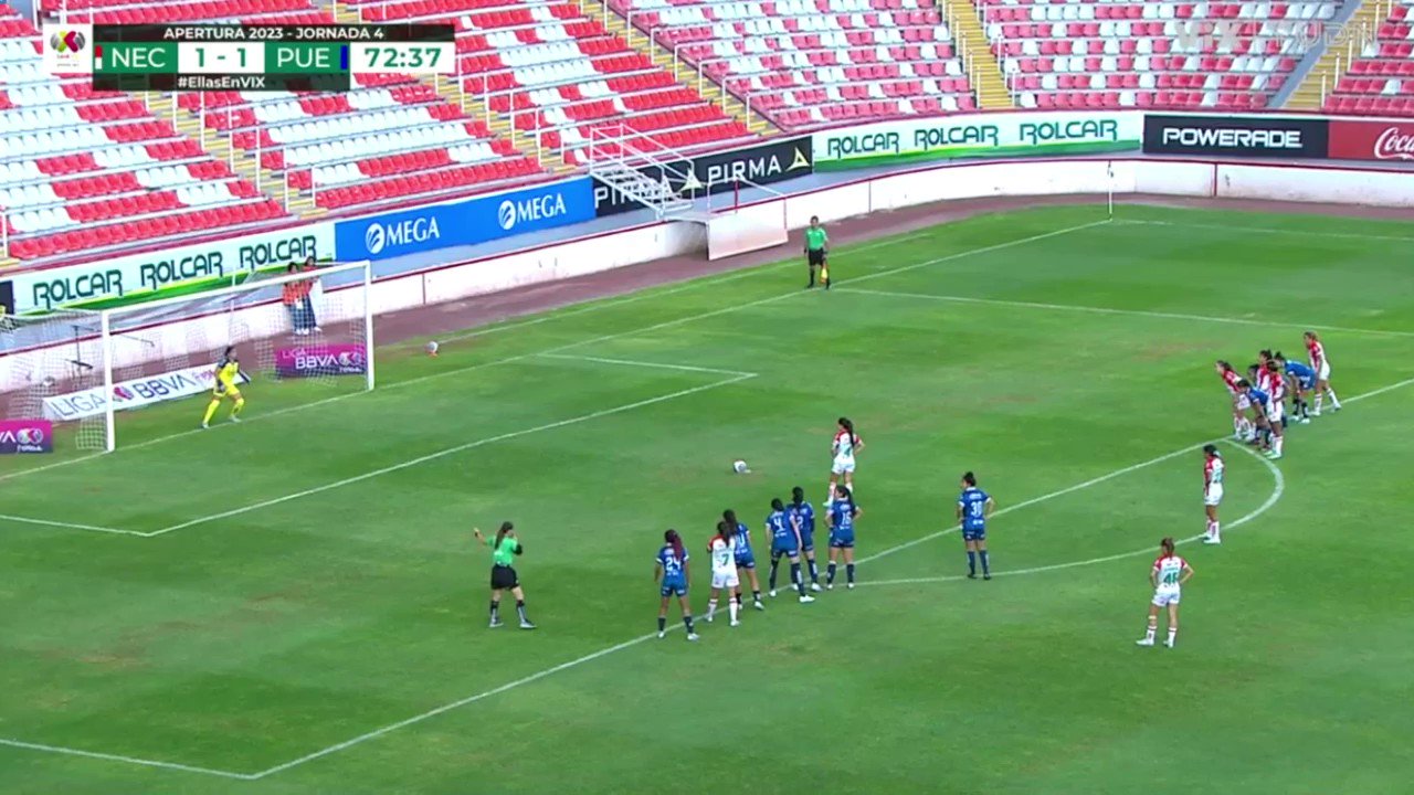 ¡¡¡G⚽⚽⚽L!!!Desde el 📍manchón penal…👉🏼 Lucia Muñoz se encargó de regresarle la ventaja a las Centellas.#VamosPorEllas👊🏼 | 📹#NoTeLoPierdas”