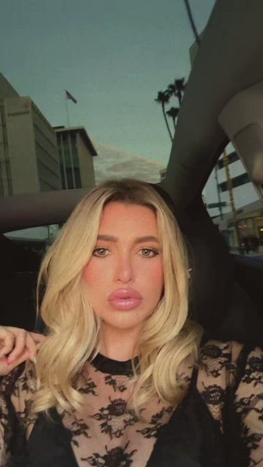 🖤 https://t.co/4lsiZ3y3WD