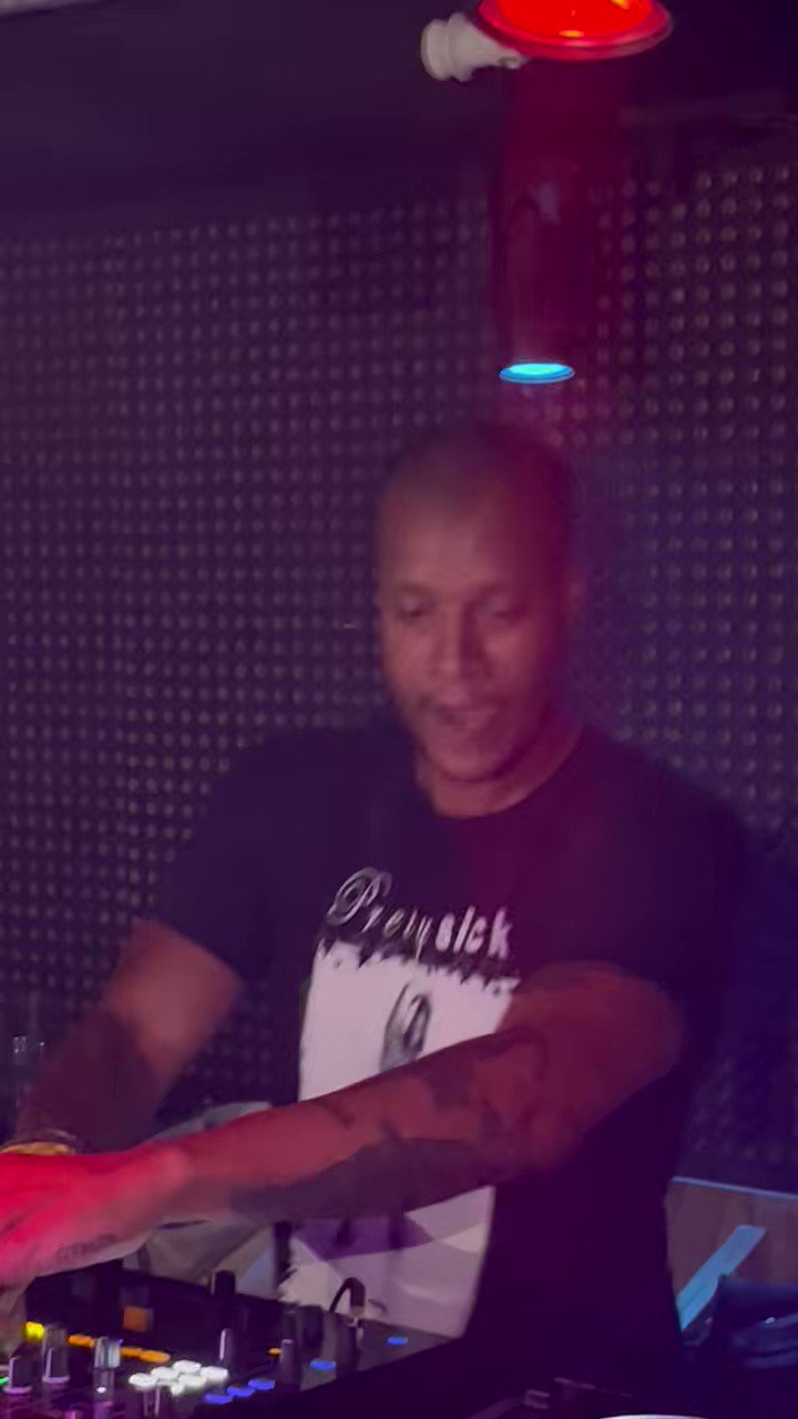 Heron Preston (@heronpreston) / X Heron Preston (@heronpreston) / X