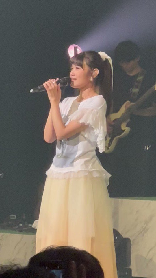 [閒聊] 早見沙織：仙台演唱會開放一首攝影