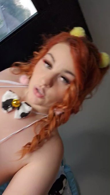 Cum milk me ?? https://t.co/hZvXMzRW1W