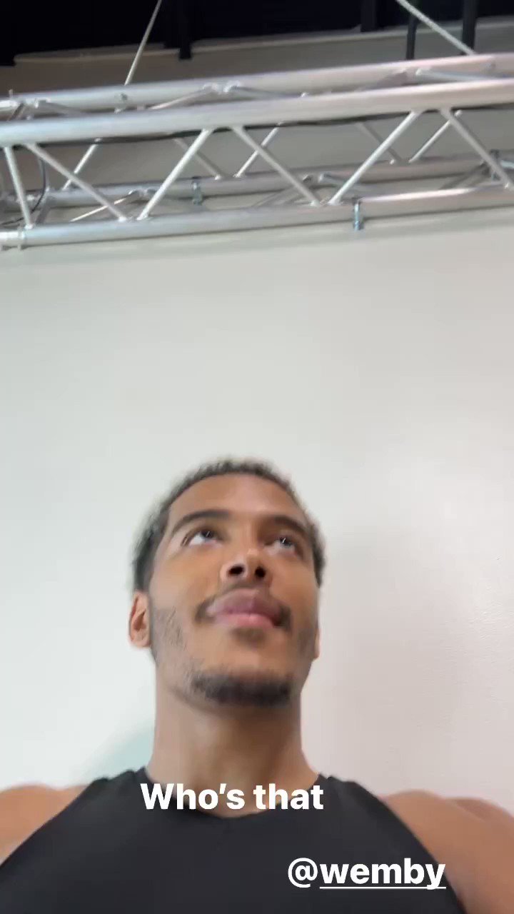 [花邊] Jeremy Sochan已經”dye”壞Wemby